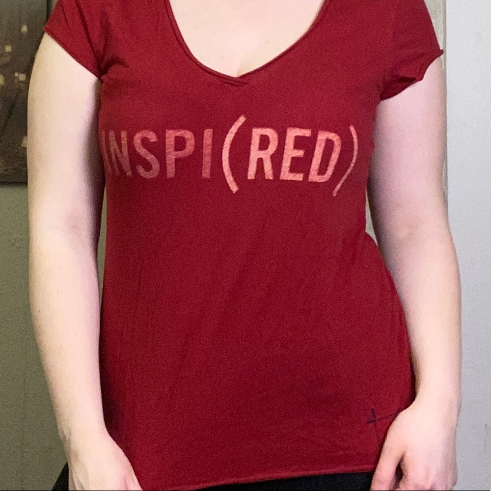 GAP INSPI(RED) T-shirt